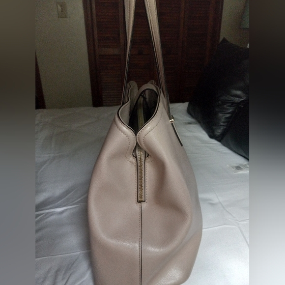 Kate Spade Handbag - Picture 5 of 11